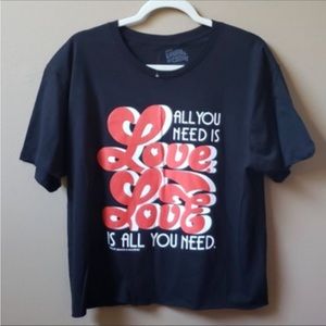 Beatles band tee black top All you need is love M new